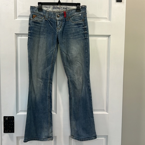 Guess size 27 foxy flare leg jeans, distressed, excellent condition - Picture 2 of 14